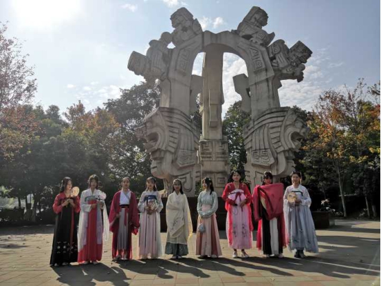 wpsD8B2.tmp.jpg